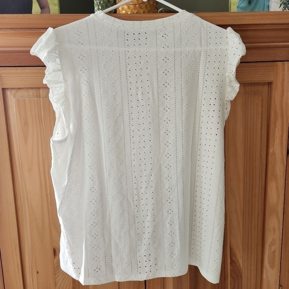 Solid Eyelit Ruffle Trim Top - Picture 3 of 3